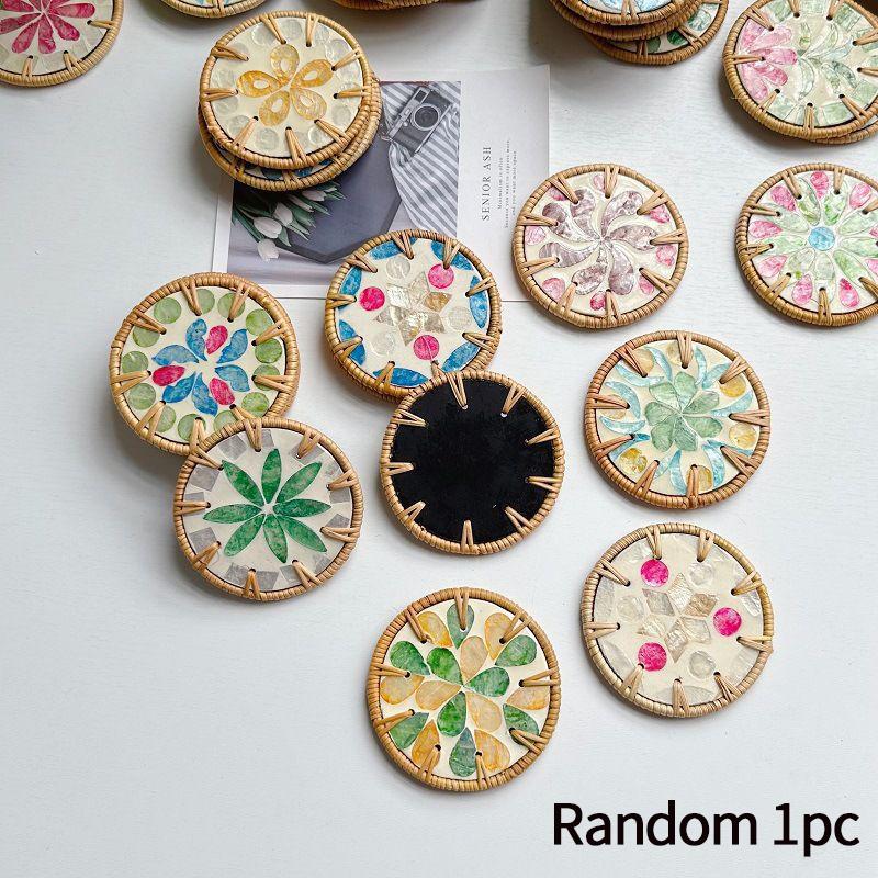 Rattan Coaster Handwoven Colorful Shell Coasters Heat Resistant Cup Mat Coffee Tea Mug Placemat Boho Decorative Coasters Kitchen