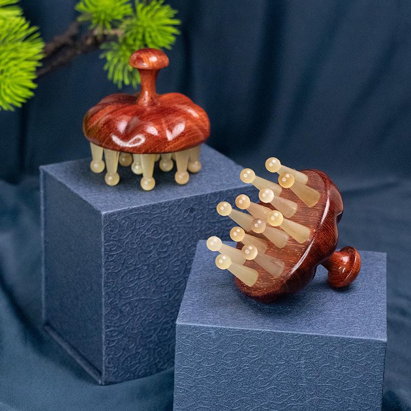 Schafshorn Kopf- und Nackenmassagekamm mit leichten Schönheitsfehlern - B-Ware Abverkauf