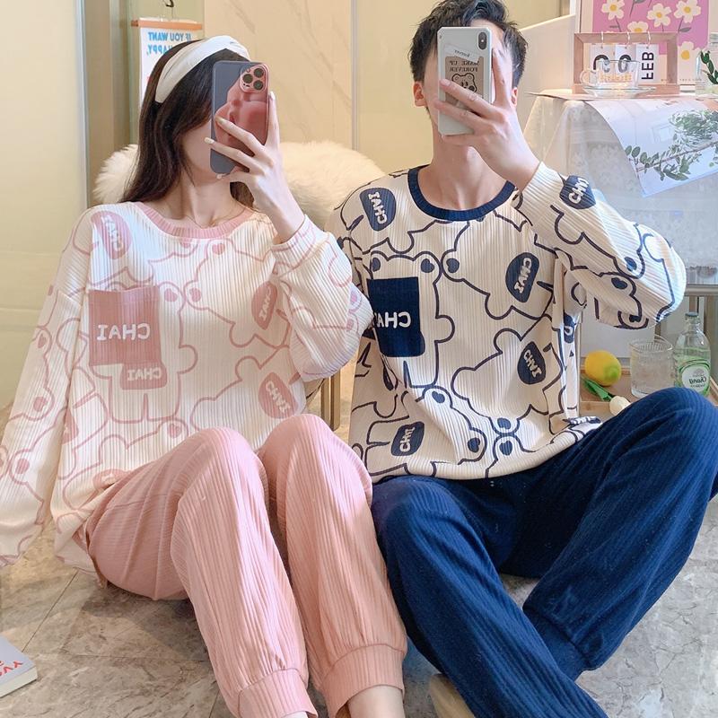 Uzun Kollu Gecelik Çift Erkek ve Kadın Eşleşen Ev Seti Pamuklu Pijama Karikatür Baskılar Eğlence Gecelik Pijama Bahar İçin
