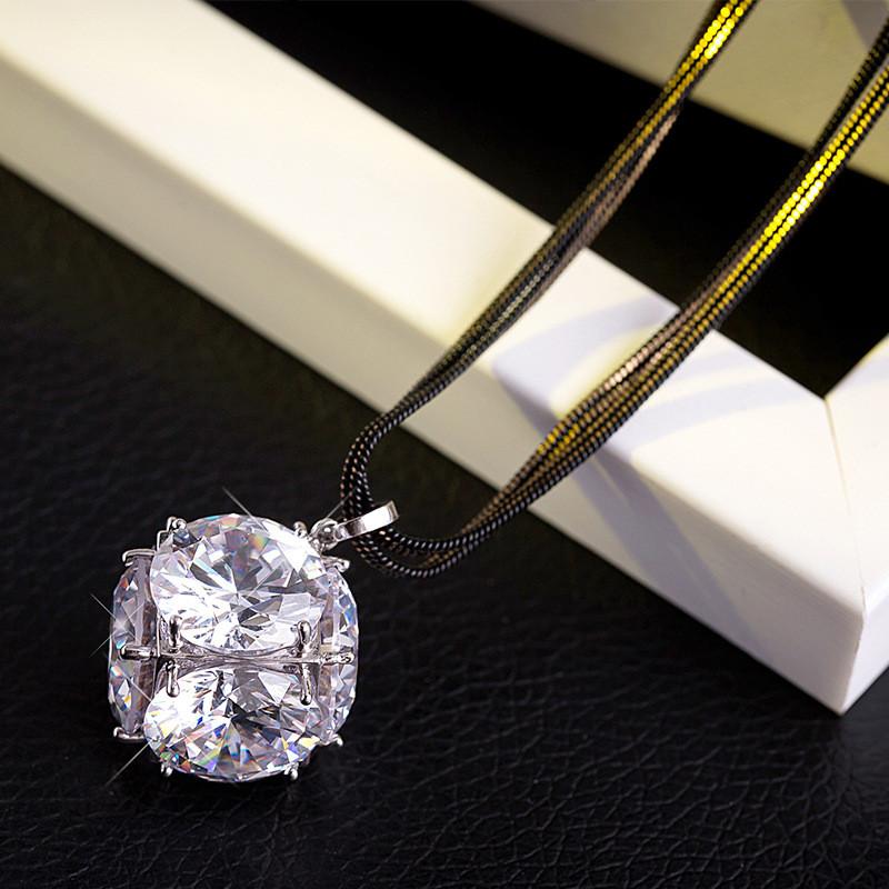 

Универсальное длинное ожерелье-свитер из сплава с изысканной хрустальной деталью. Идеальные подарки для