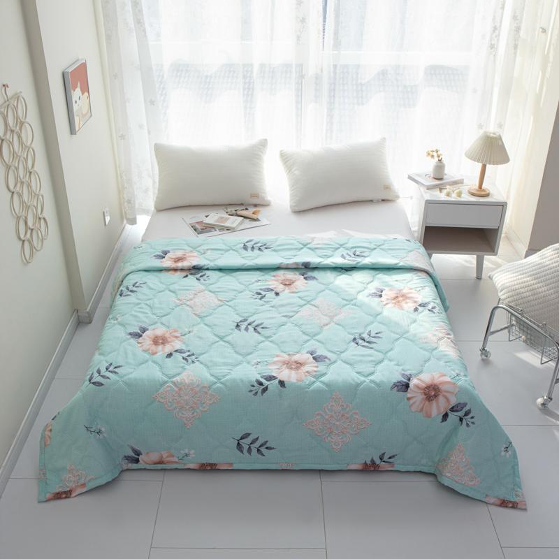 Beautiful Flower Print Comforter Soft Breathable And Comfortable Floral Printed Washable Quilted Coverlet For Bedroom Guest Room