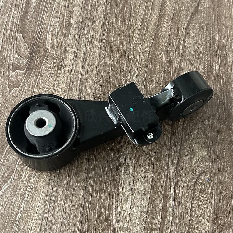 Engine Motion Control Lever 12363-0V120 Compatible with Toyota Camry Upper Tie Rod Hanger Rubber Linghuo