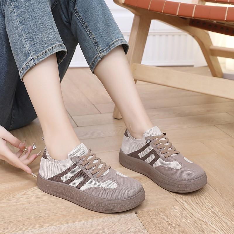 Shoes Women's Flat-bottomed Casual Matte Board Shoes Spring and Autumn New Sports Versatile Retro Forrest Gump Shoes Single Shoes Fashion Women's