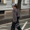 Cappotto Corto da Donna Grigio in Ecopelliccia Collo Tondo Ampio Manica Lunga Caldo Capospalla Stile Street Autunno Inverno