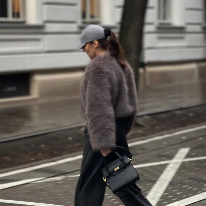 Cappotto Corto da Donna Grigio in Ecopelliccia Collo Tondo Ampio Manica Lunga Caldo Capospalla Stile Street Autunno Inverno