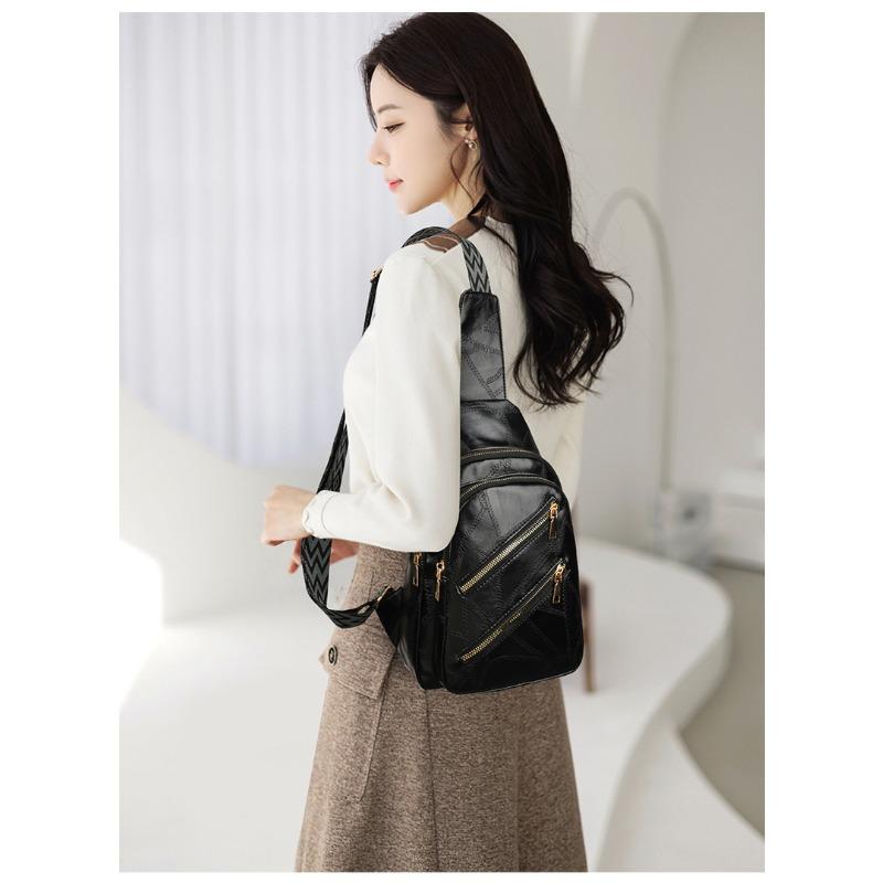 Women's Chest Bag Simple and Fashionable Crossbody Bag