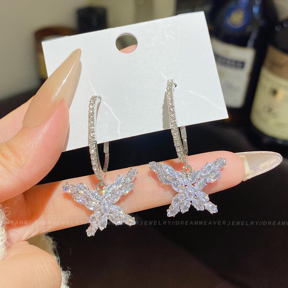 925 Sterling Silver Full Diamond Tassel Earrings – High-End European & American Style, Super Shiny, Luxurious Ear Jewelry for Women.
