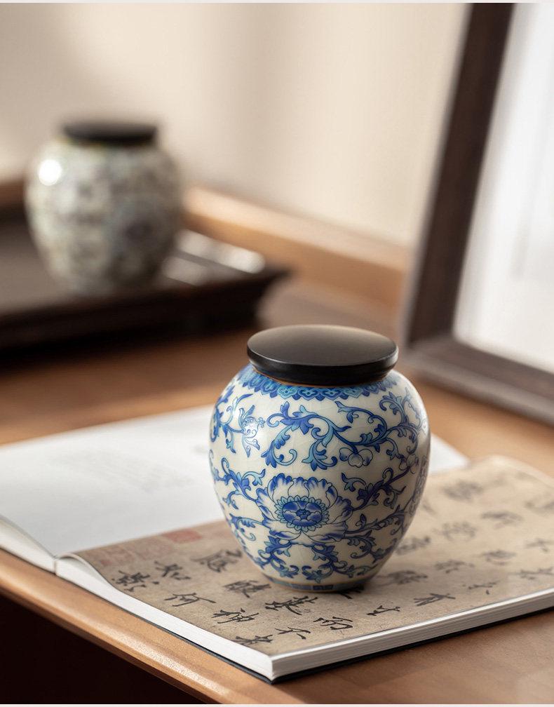 Portable Small Ceramic Tea Canister - Moisture-Proof & Sealed for Freshness, Chinese Style
