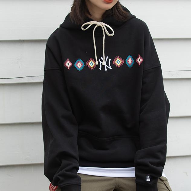 New Era FW21 MLB Series Ethnic Totem Pullover Hoodie Unisex hoodies 12877408