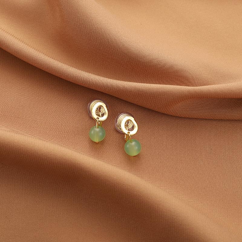 Pearl Mosquito Coil Disc Ear Clips: No-Pierce, Elegant French-Style Earrings for Women
