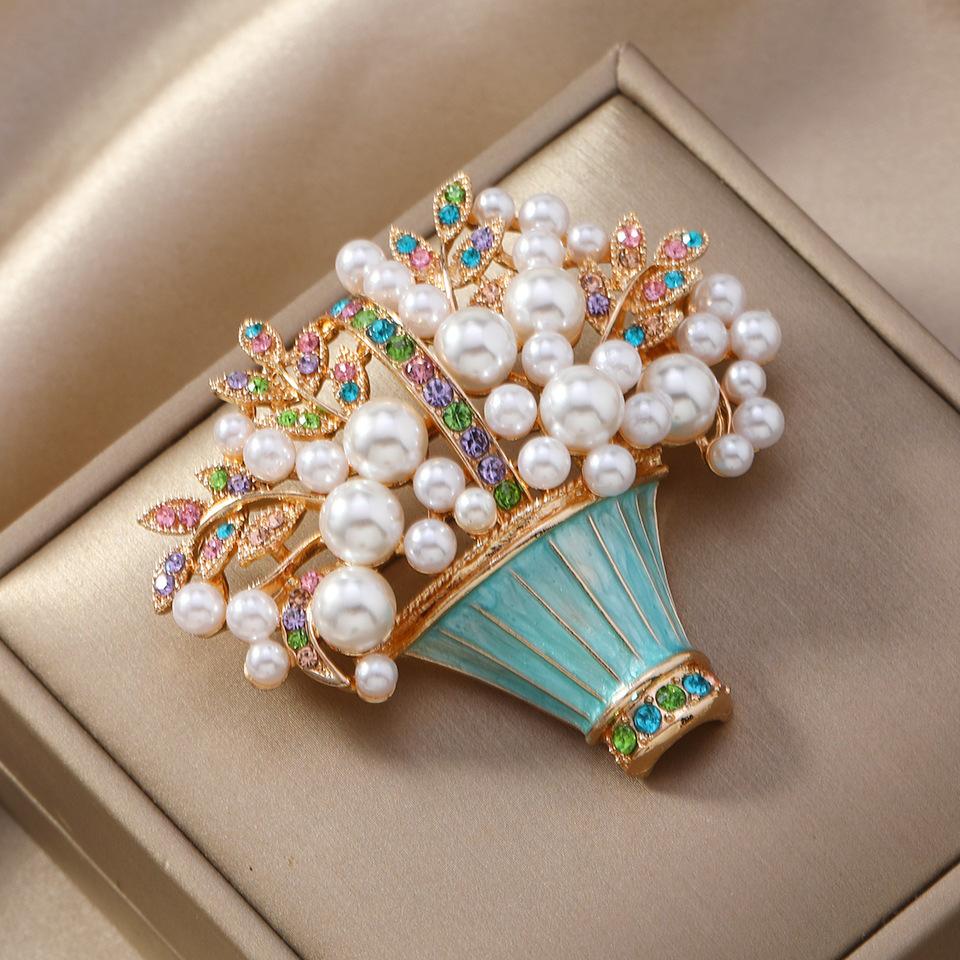 

Wuli&baby Luxury Pearl Pot Flowers Brooches For Women Unisex Charming Beautiful Flower Party Office Brooch Pins Gifts enamel pin
