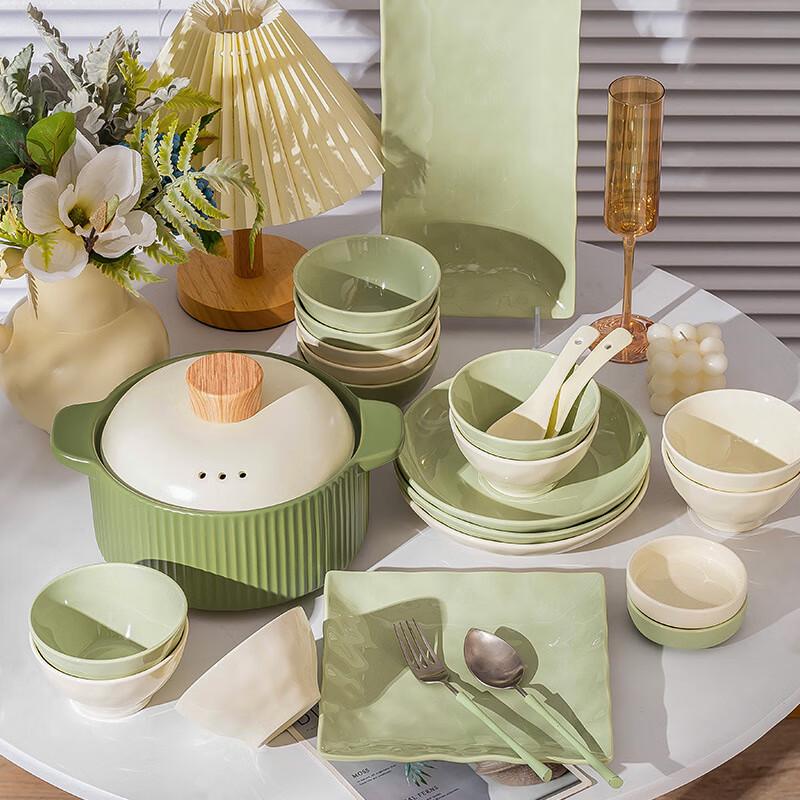 Kangmo Cream Style 18-Piece Ceramic Dinnerware Set