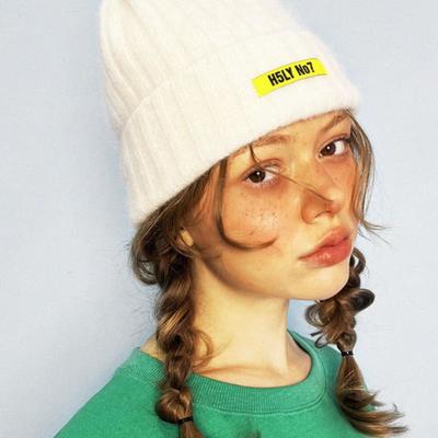 HEILIGE NUMMER 7 ANGORA MARSHMALLOW MÜTZE_WEISS