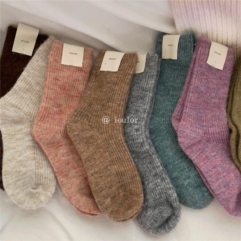 Girls Winter Fashion New Warm Wool In The Tube Pile Socks