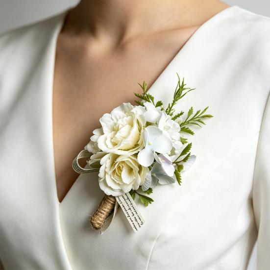 Hvid Bryllupsblomst Rustik Brudgom Knaphul til Brud Brudepige Brudgom Groomsman Vestlig Silkeblomst Fest