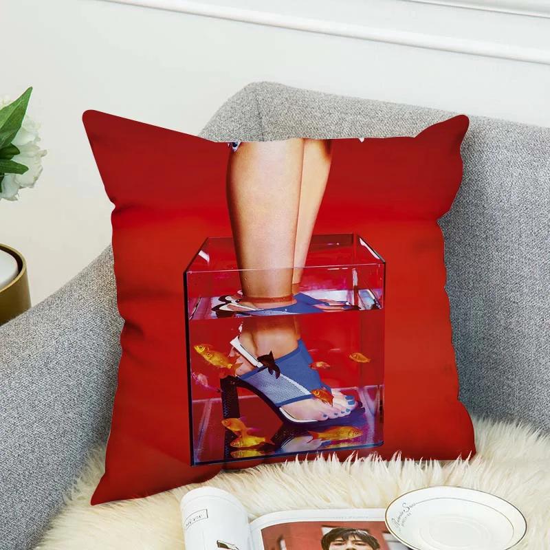 T-Toiletpaper Magazine Cushion Cover 40X40 Decorative Pillow Covers For Sofa Pilow Cases Pillowcases 50X50 Cushions Home Decor