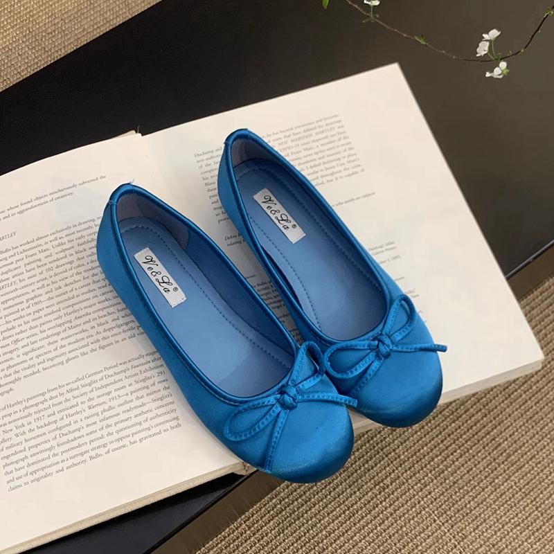 Fashion SUOJIALUN Spring New Women Flat Shoes Fashion Round Toe Shallow Slip On Ladies Casual Ballerina Shoes Soft Flat Ballet Shoes