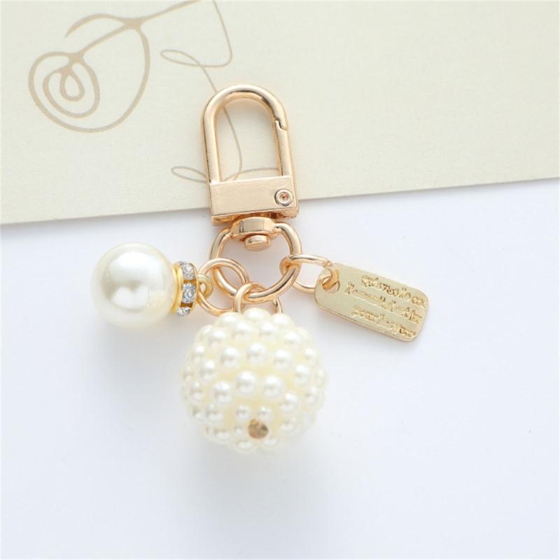Trendy Pearls Heart Keychain Accessory Sturdy Heart Keychain With Pearls and Rose Charm For Social Event And Outings