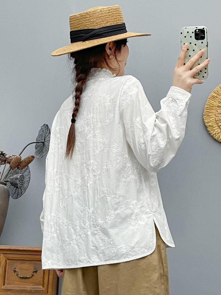 2026 Women's Spring Long Sleeve Jacquard Embroidery Pure Cotton Gauze Shirt - Casual, Versatile, Retro