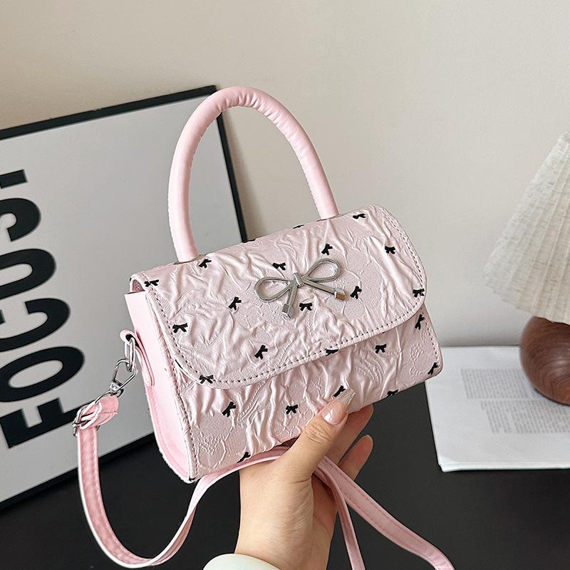 

2025 New Women s Shoulder Bag Large Capacity Casual Shoulder Crossbody Bag Japanese Student Commuter Girls Bag розовый