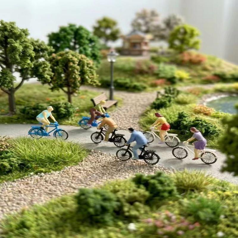 HO Scale 1:87 Miniature Cyclist Figure for Model Landscapes