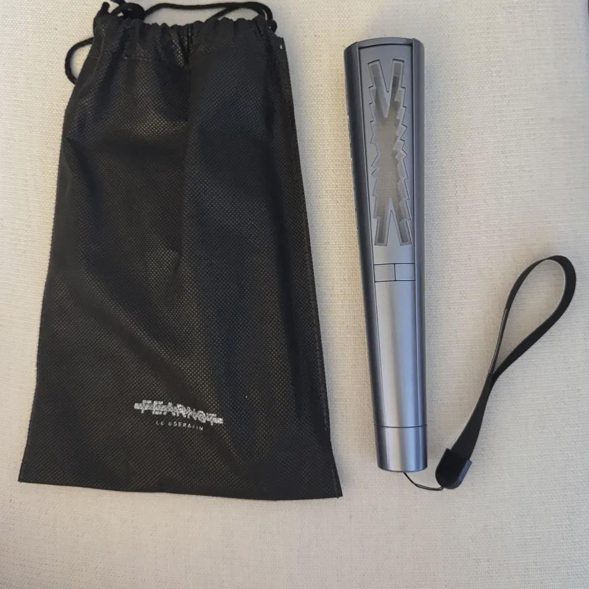 

Le Sserafim Lightstick Stick/pimbong