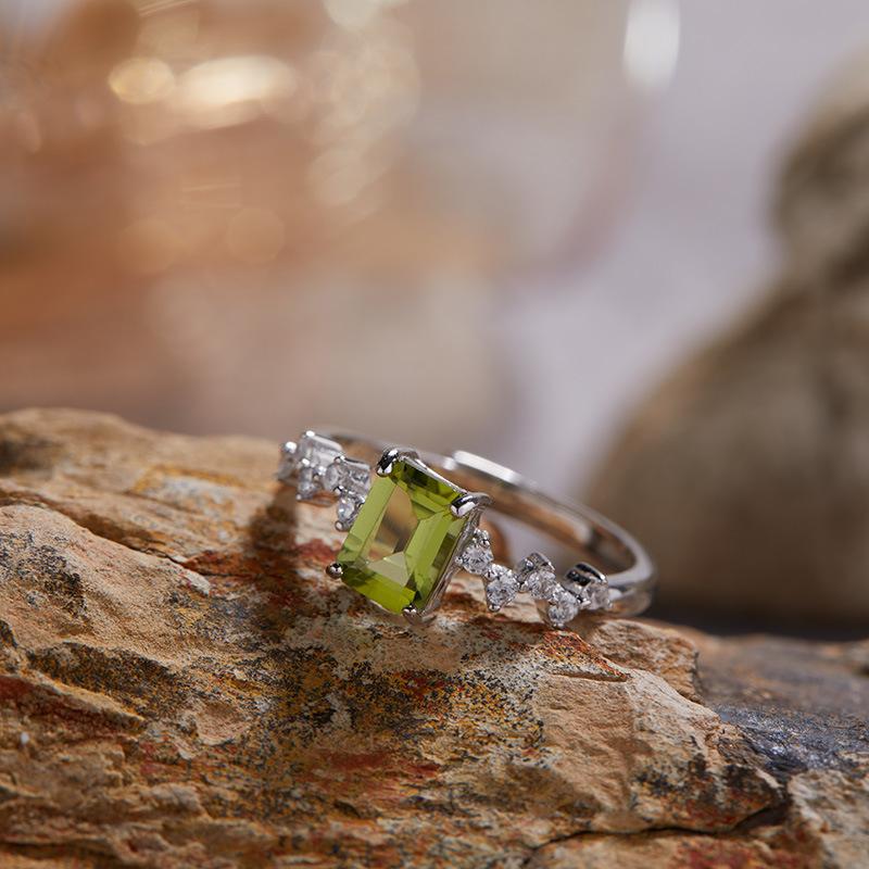 Wind S925 Sterling Silver Natural Colored Treasure Ring, High Sense Temperament, Lucky Niche Design, Light Luxury, High-End