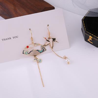 Chinese Style Folding Fan Modeling Crane Cloud Hanging Dangle Earrings for Women Hollow Asymmetric Drop Earring National Jewelry