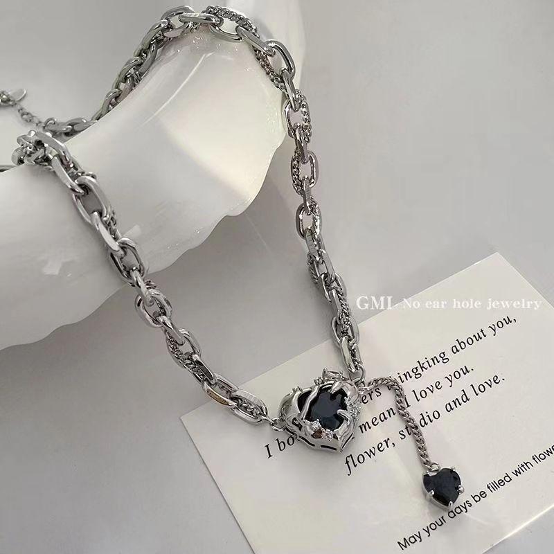 Sweet and cool lava love necklace women's tide niche high-end design sense sweater chain versatile personality sweater chain men