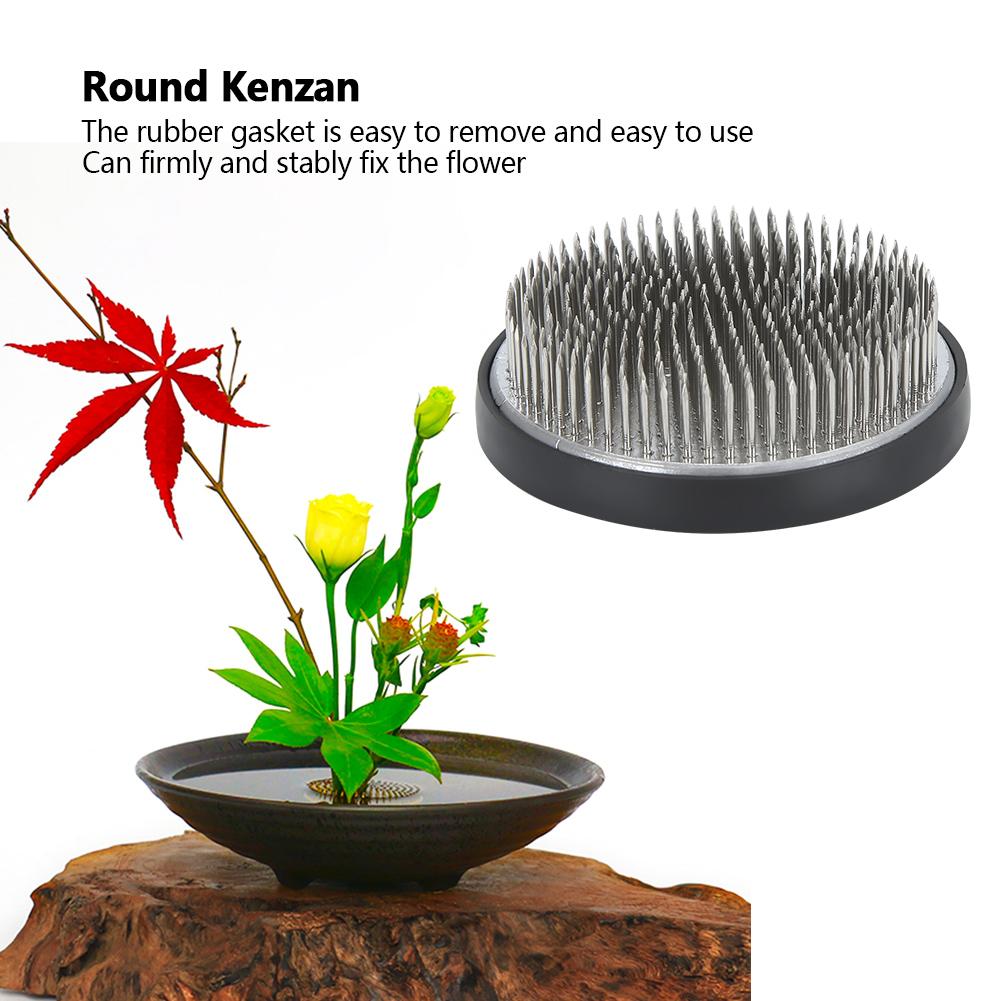 Praktischer japanischer runder Kenzan Blumenstecker Blumensteckhalter Nadelstifte Zubehör