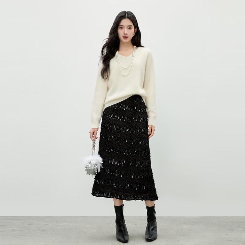 Qiushui Yiren Women's V-Neck Wool Blend Brushed Knit Sweater