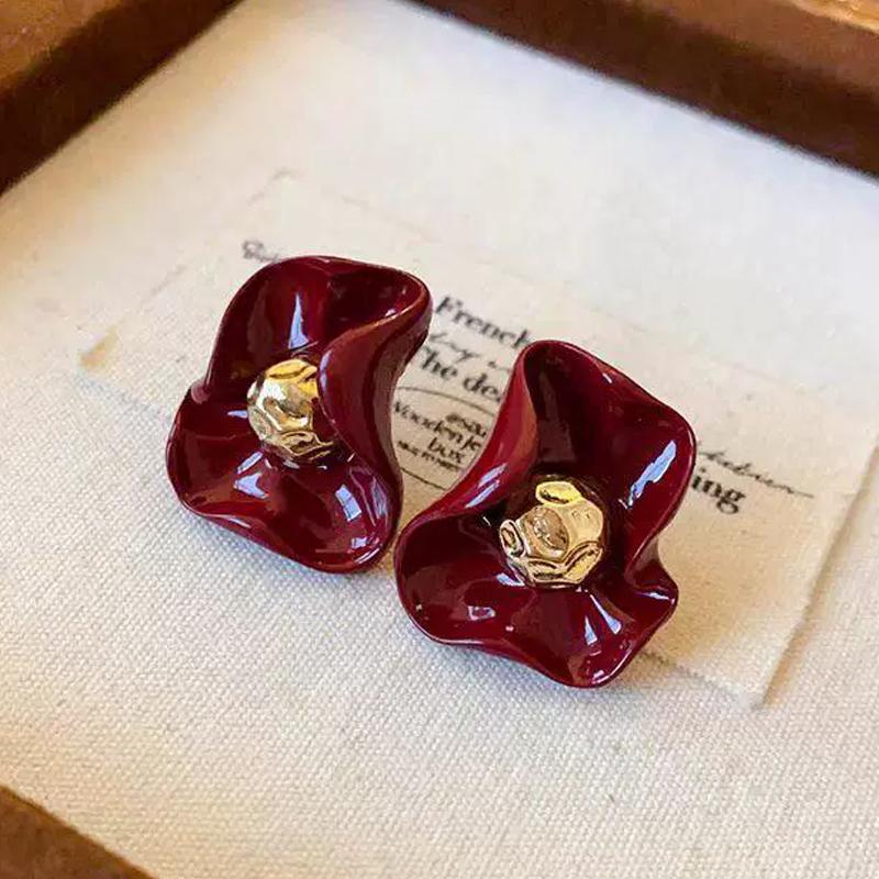 Wine Red Flower Stud Earrings for Women Silver Wrinkled Petals Floral Earrings Party Elegant Temperament Party Jewelry