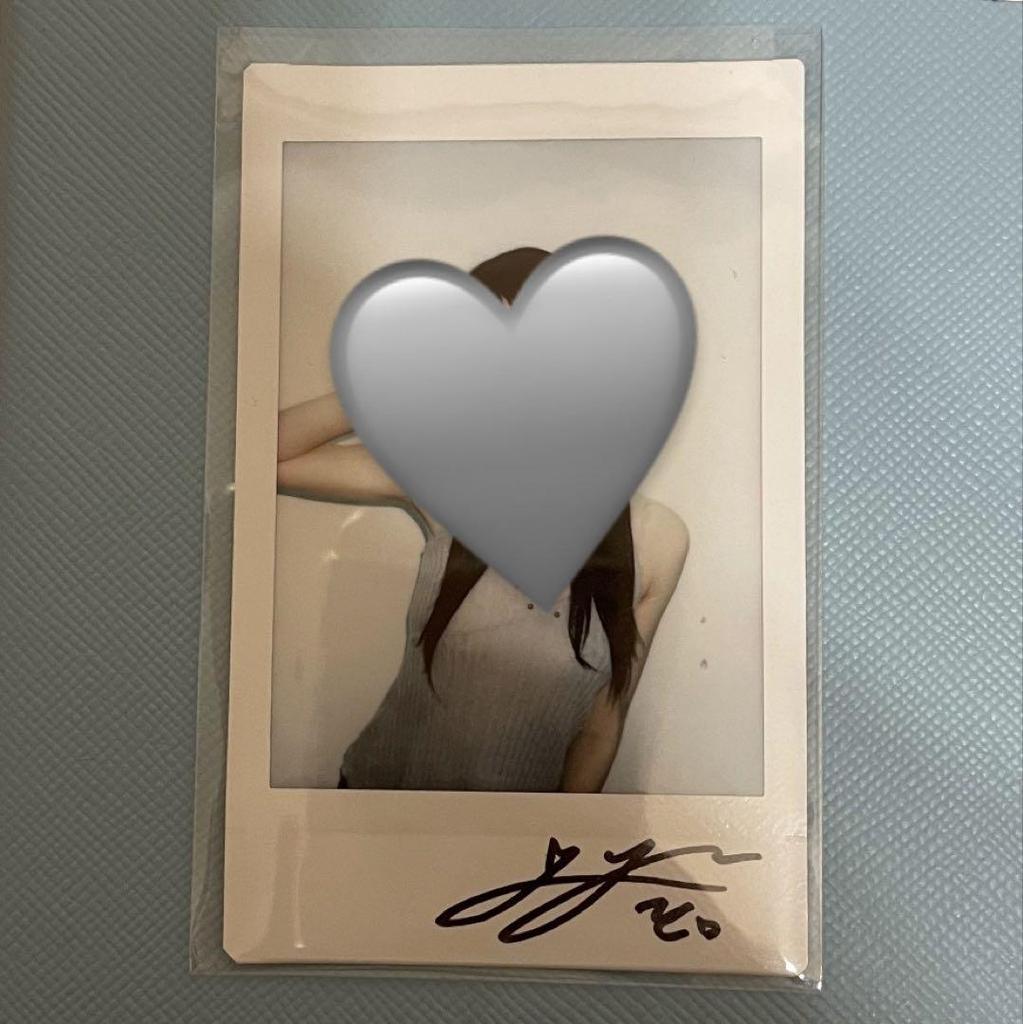 [USED] tripleS Rin Polaroid Instax Trading Card
