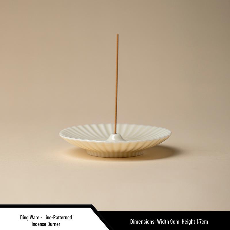 Dingware Ceramic Dragon Scale Gongfu Tea Set with Gaiwan, Anti-Scald Tea Bowl, and Custom Cup