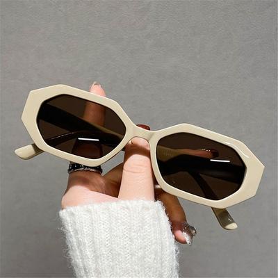 Retro Sunglasses For Women Men Fashion Small Polygonal Sunglasses Trendy Rectangle Sunglasses 90S Vintage Shades
