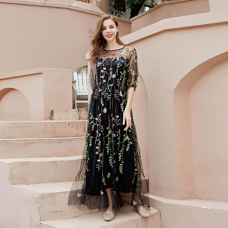 Hepburn Style Plus Size Evening Gown: Women's Mesh Embroidery Banquet Party Dress