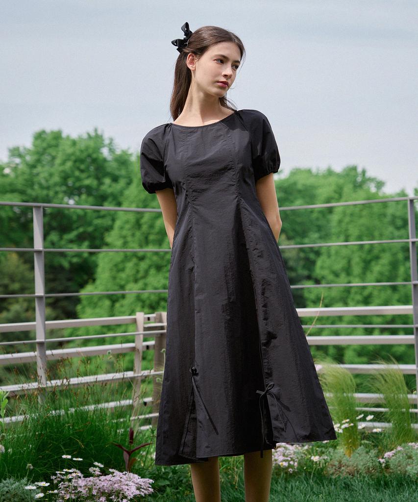Deuloupisumeon Voluminous Sleeve Ribbon Dress [Black]
