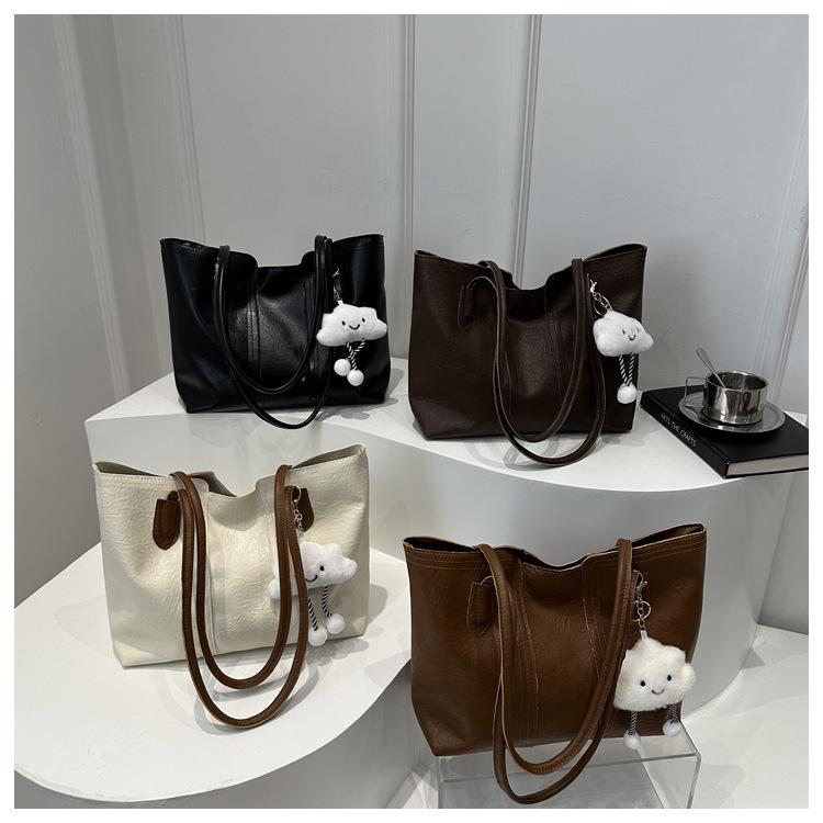 Korean Casual Large Capacity Women's Tote Bag - 2024 Trendy Simple Handbag for Versatile Commutes