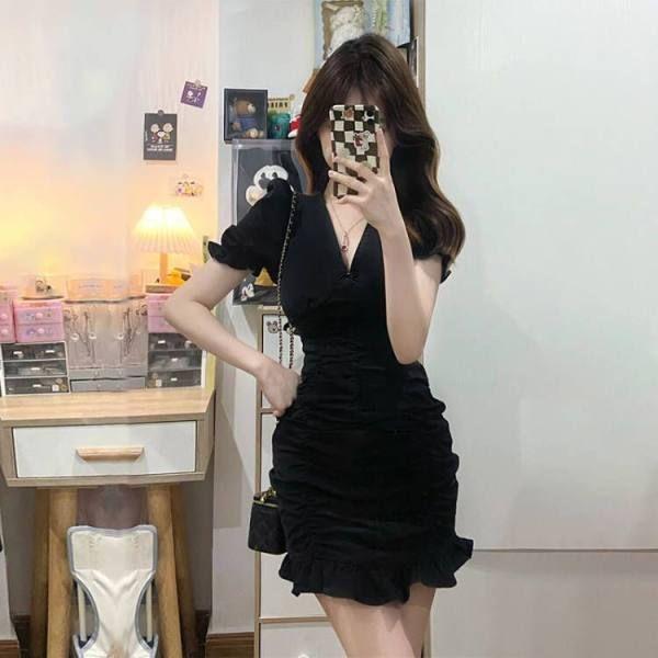 

French Hepburn small man pure desire pleated black dress chic unique slim and thin fishtail short skirt Zixia S чёрный