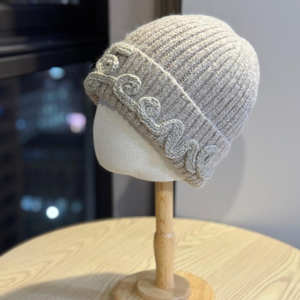 Large Head Circumference Knitted Hat Outdoor Autumn and Winter Warm and Versatile Small Cold Hat Cold Proof Headband Ear Protection Hat