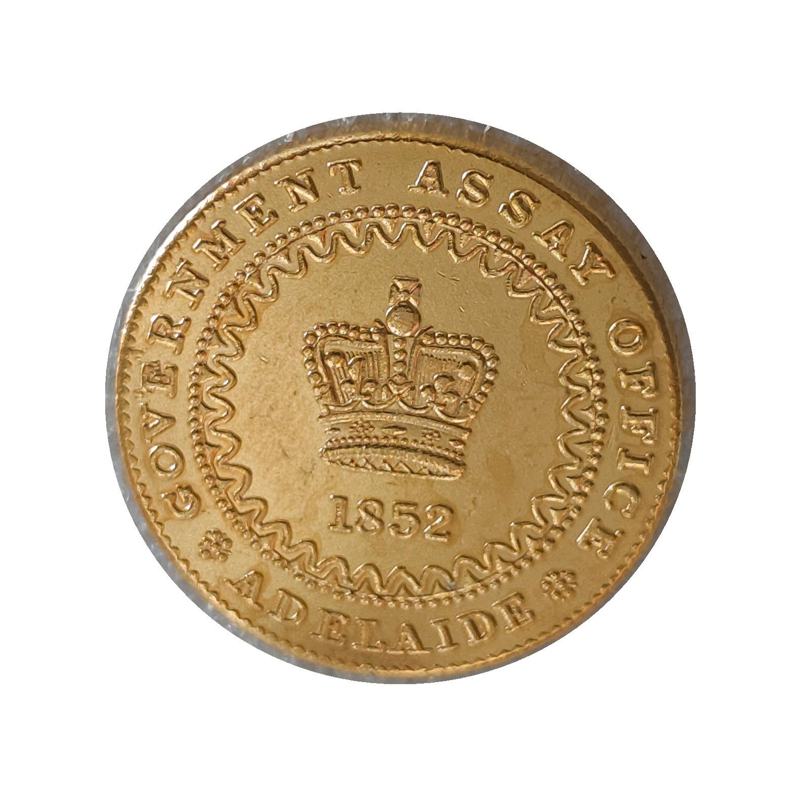 

Antique handicraft, Australian 1852 brass gold-plated commemorative coin 22mm