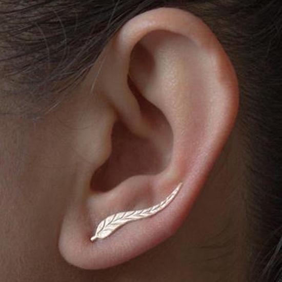 Hojas de moda Forma Pendientes par Golden Simple Hoja Ear Clip de hueso Hojas de moda Forma Pendientes par Golden Simple Hoja Ear Clip de hueso