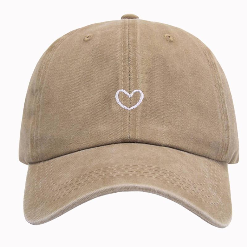 1 Stück Retro Gewaschene Baseballkappe mit Stickerei eines kleinen Herzens für den Pferdeschwanz für Damen, Verstellbare Damen-Kappe für den täglichen Gebrauch im Freien