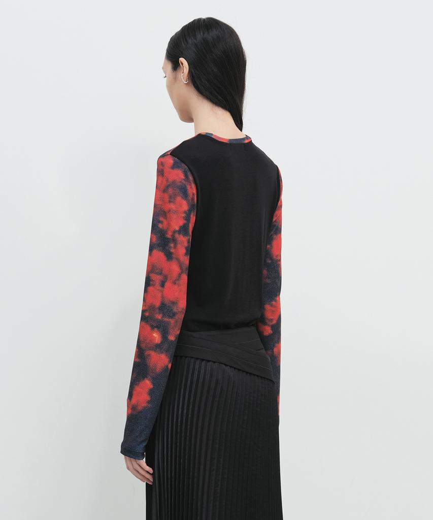 Yunse Long Sleeve Printed Top (Red Flower)