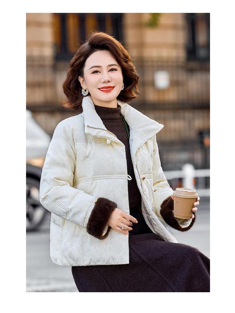 Premium Winter Down Jacket for 45-Year-Old Women: Short, Stylish, Cotton-filled Outerwear