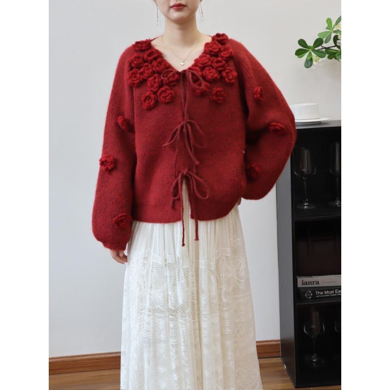 Heavy Industry three-dimensional flower knitted cardigan autumn and winter new lace-up loose gentle wind sweater jacket women