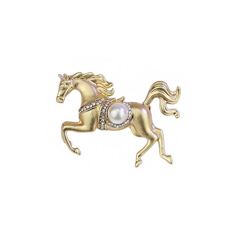 Alloy Light Luxury Court Style Horse Brooch - Unique Animal Design Pin Accessory