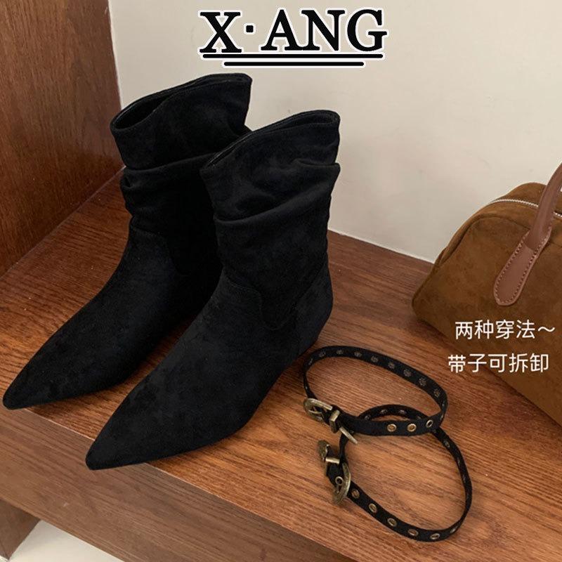 Cowhide version pleated stacking boots pointed inner heightening short boots Martin boots women's belt buckle medium boots thin boots