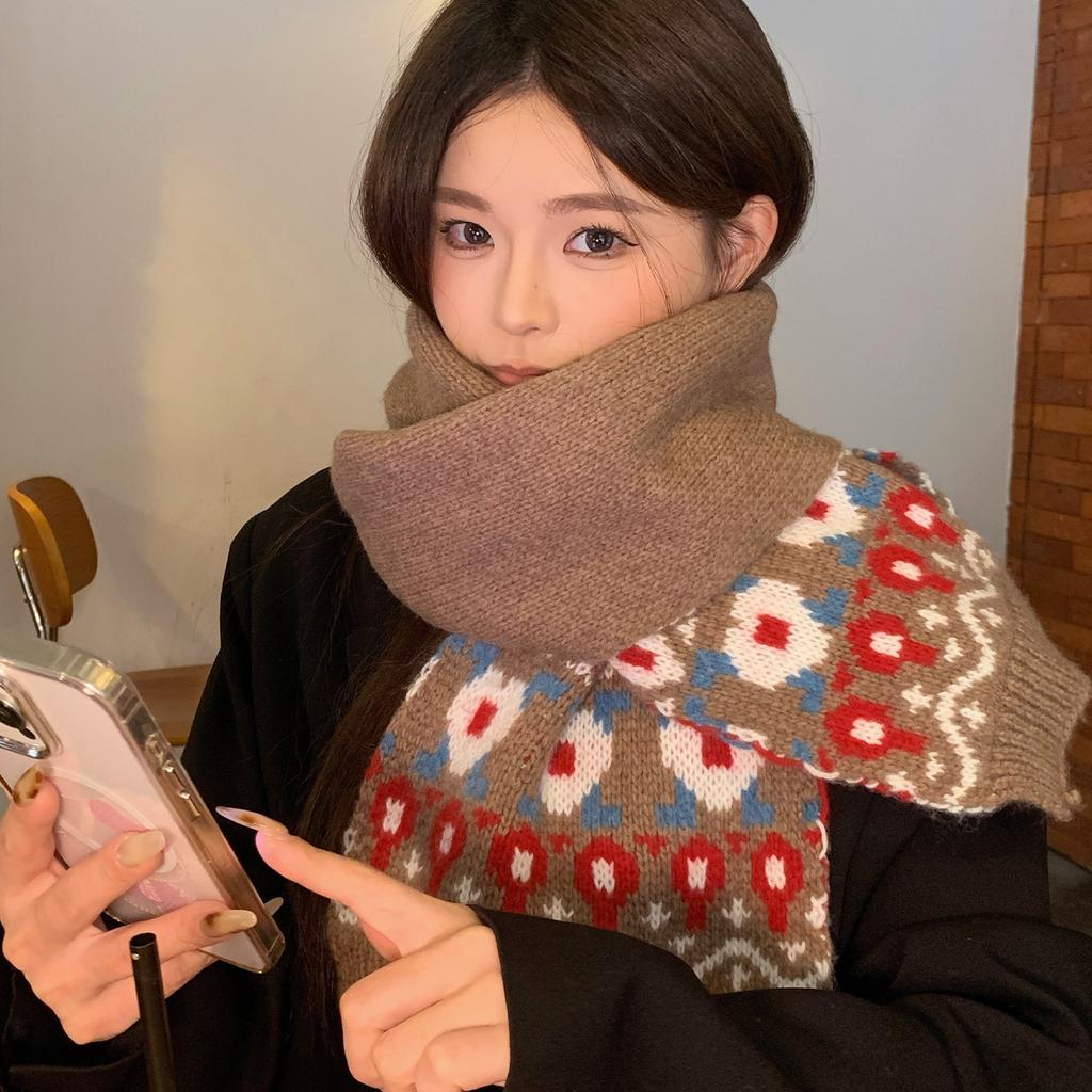 Vintage Fair Island coffee-colored knitted scarf for girls in winter, new Korean thickened warm and versatile wool scarf in winter