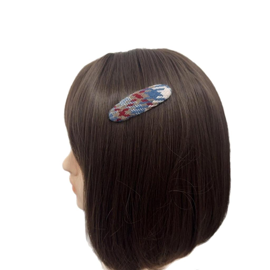 College Style Retro Plaid Triangle Hair Clip - Autumn/Winter Edition